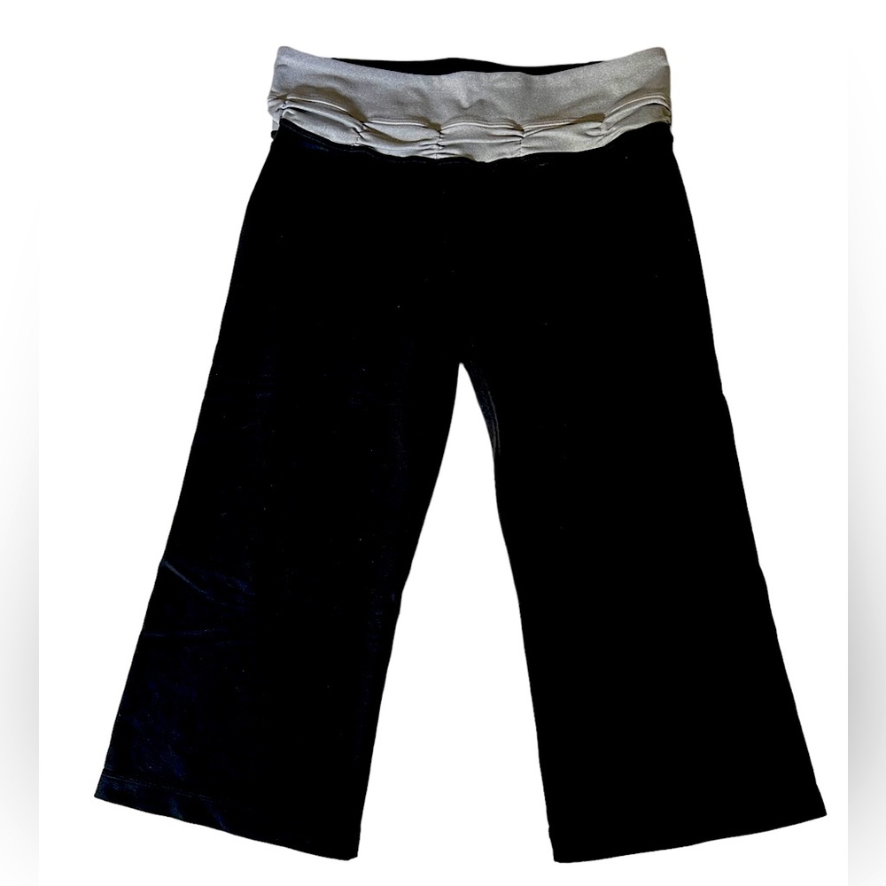 Reversible Lululemon Wide Leg Crop